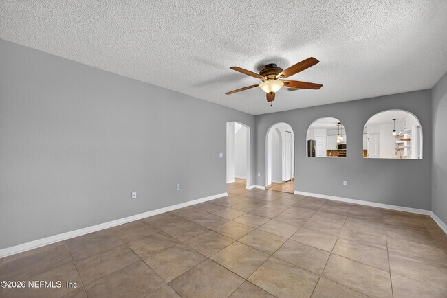 Building Photo - 7379 Edenfield Park Rd