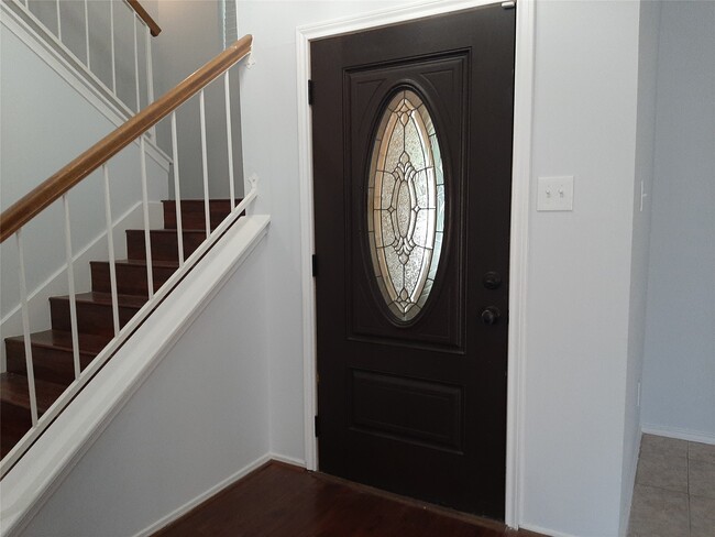 Building Photo - 8 Fawnchase Ct