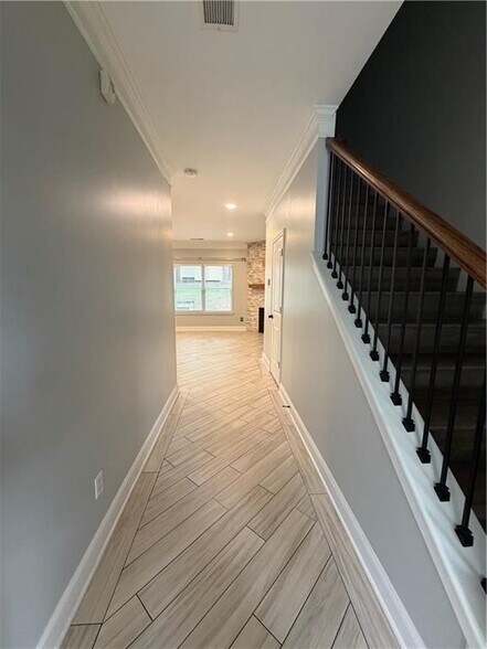 Building Photo - 1519 Swamp Cabbage Dr