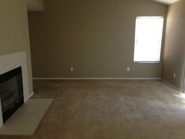 Building Photo - 730 Waterford Way