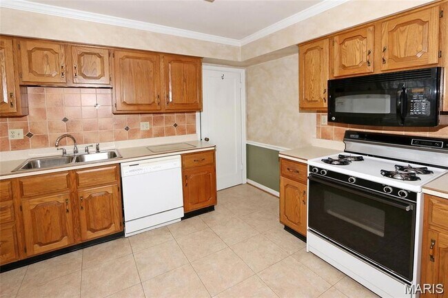 Building Photo - 10501 St Michael Ln