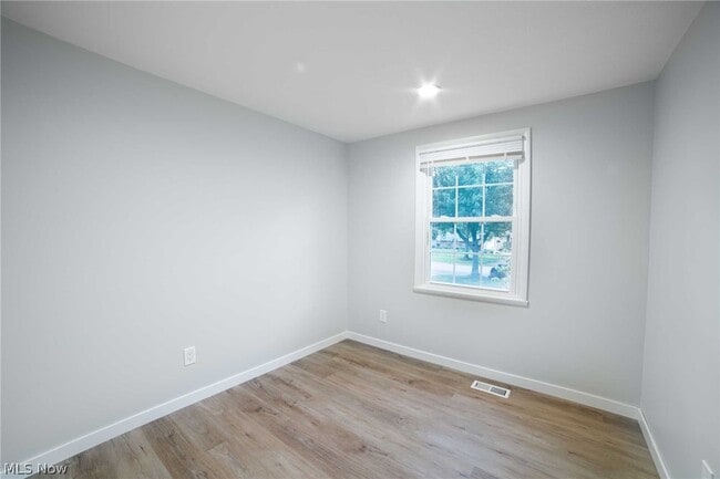 Building Photo - 348 Silver Meadows Blvd