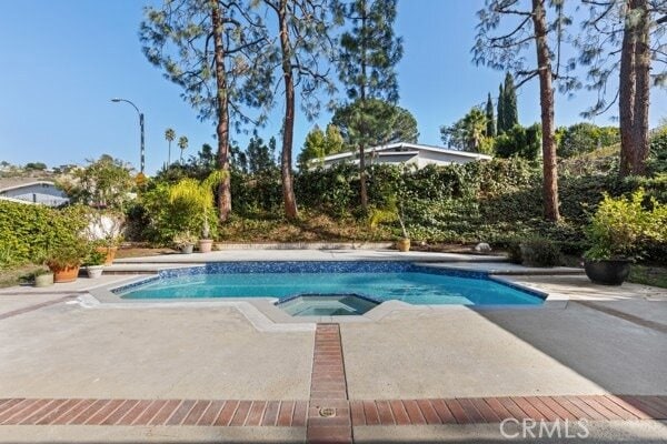 Building Photo - 3150 Dona Maria Dr