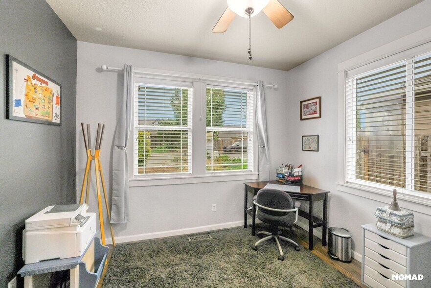 Building Photo - 1511 N Juniper Pl