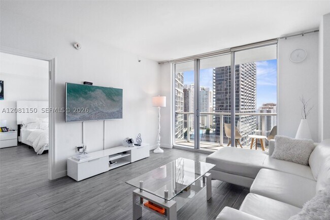 Building Photo - 500 Brickell Ave