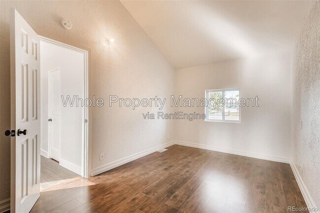 Building Photo - 1764 Oswego St
