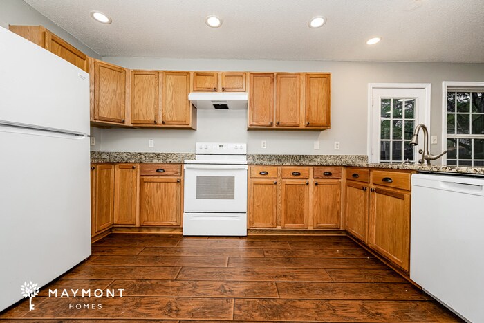 Building Photo - 6957 Mahonia Pl