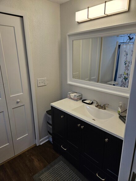 Building Photo - 120 Chesney Blvd