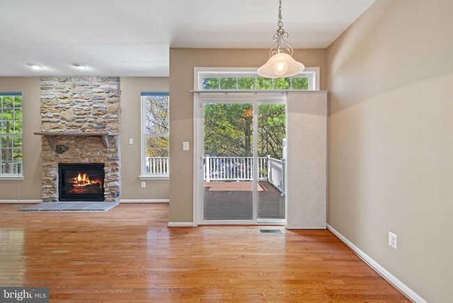 Building Photo - 261 Tall Trees Cir