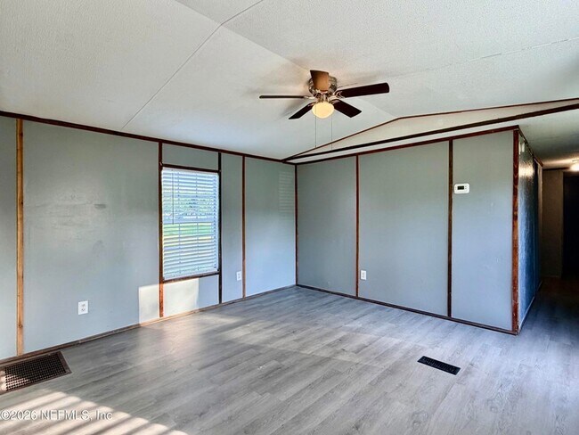 Building Photo - 8334 SW State Rd 121