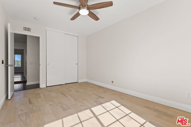 Building Photo - 6501 Bradley Pl