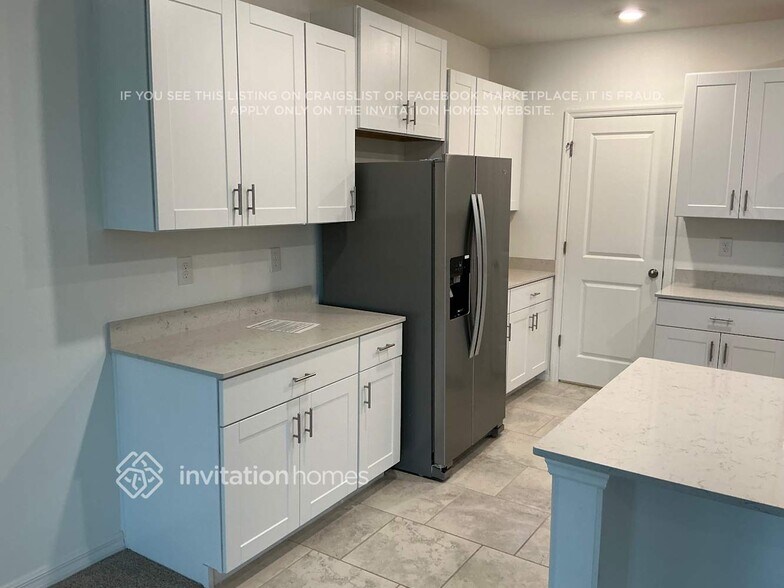 Building Photo - 4288 Palatina Way