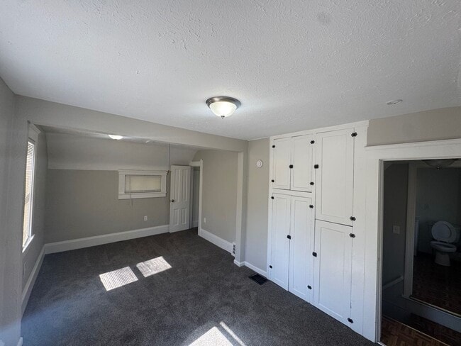 Building Photo - A Place You’ll Love to Call Home – Gorgeous 4-Bedroom Property!