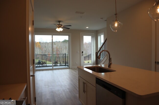 Building Photo - 692 Urban Grange Wy