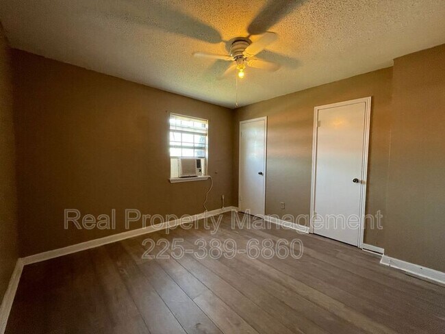 Building Photo - 750 Hospital Rd