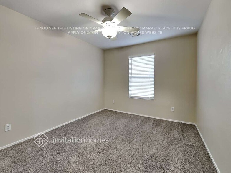 Building Photo - 11166 W McKinley St