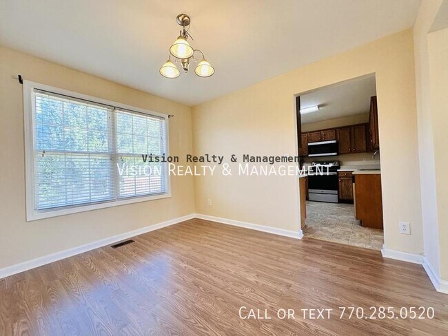 Building Photo - 4841 Ventnore Pl