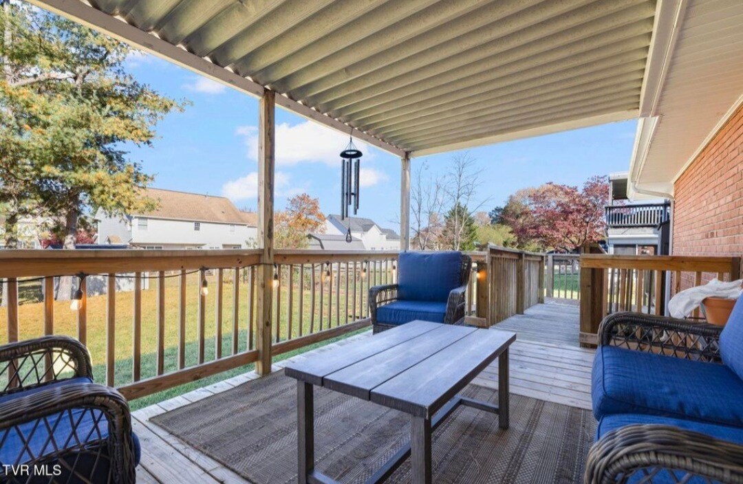 Building Photo - 2916 Newbern Dr