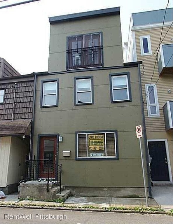 Primary Photo - 1712 Fox Way