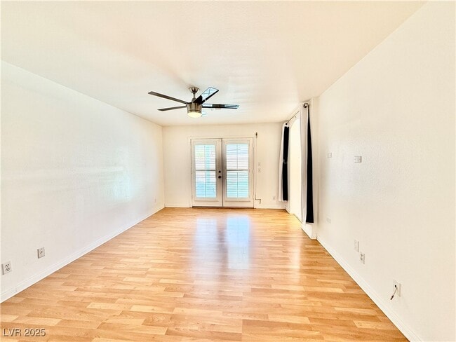 Building Photo - 9009 Feather River Ct