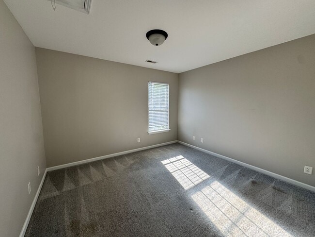 Building Photo - 803 Peachtree Meadows Cir