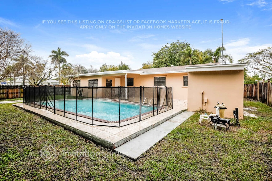 Building Photo - 9150 SW 178th Terrace