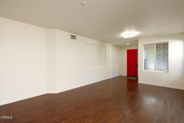 Building Photo - 778 Entrada Dr