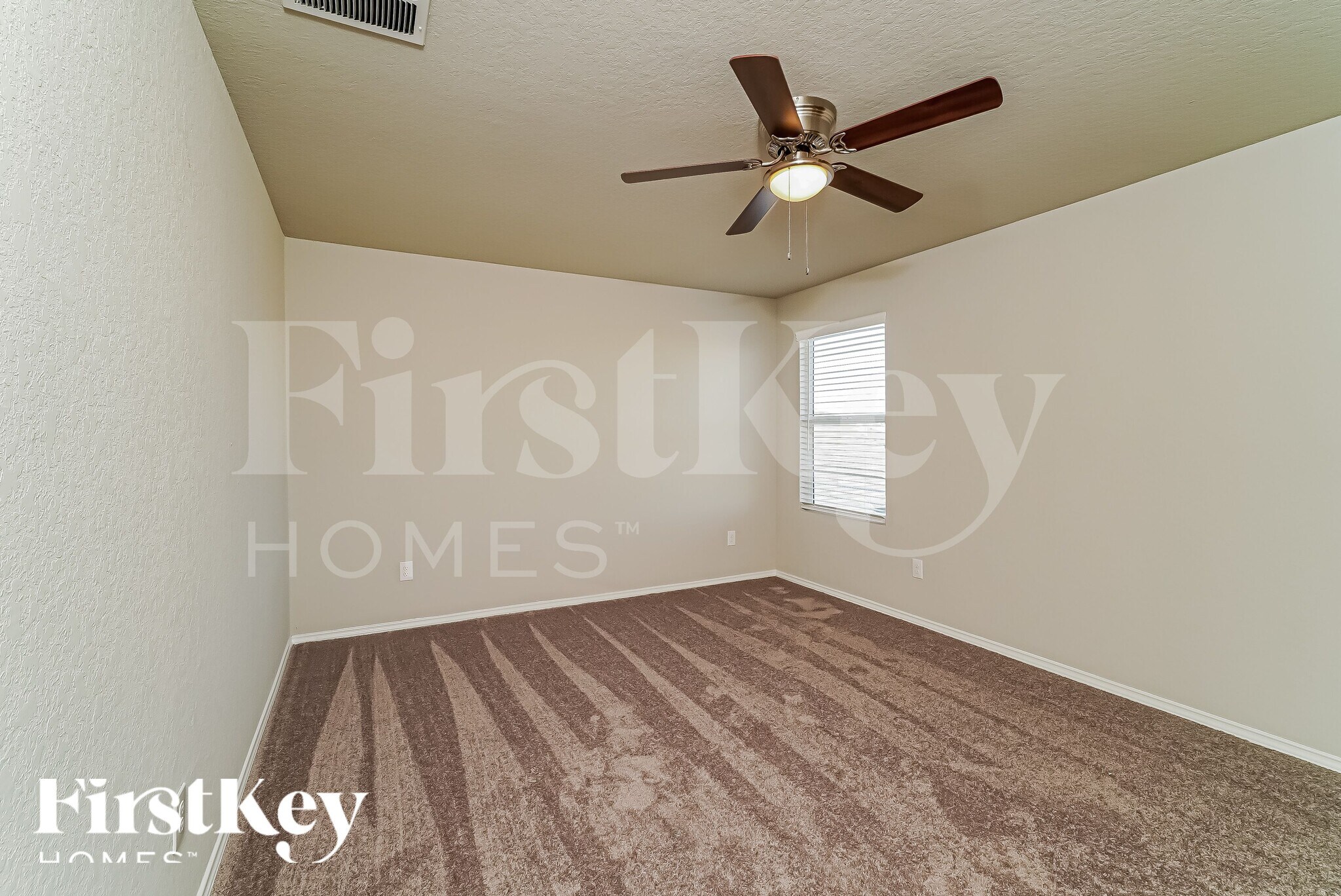 Building Photo - 10707 Prusiner Dr