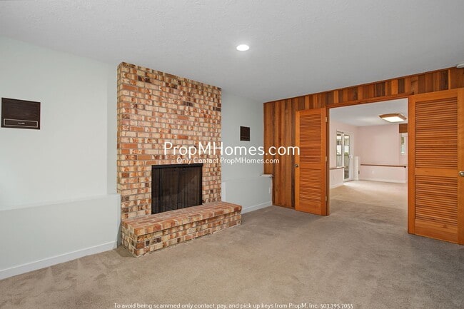 Building Photo - 5 Bedroom Cooper Mountain Home w/ Amazing Views!