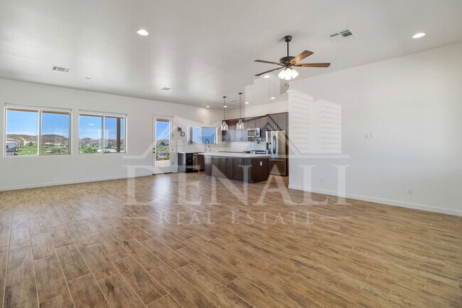 Building Photo - 48126 N Coyote Pass Rd