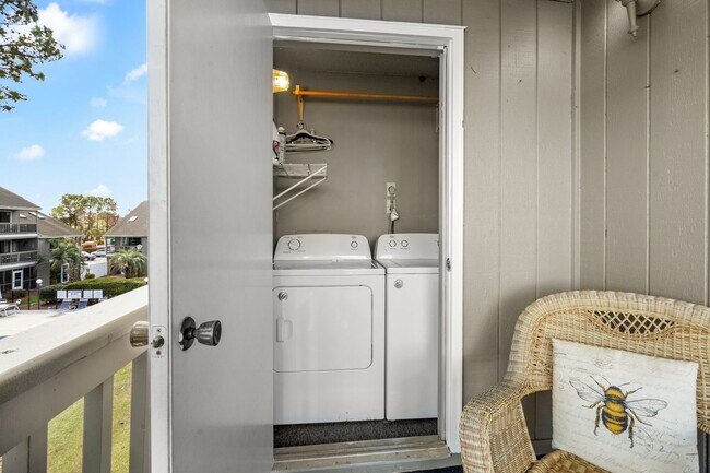 Building Photo - Free Utilities!! Seasonal Rental Available...