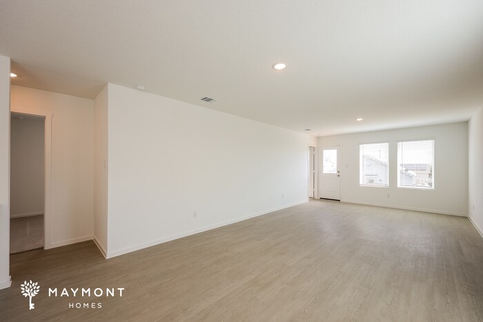 Building Photo - 14806 Warwick Shire