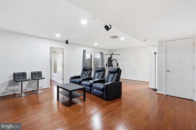 Building Photo - 43281 Goosefoot Square