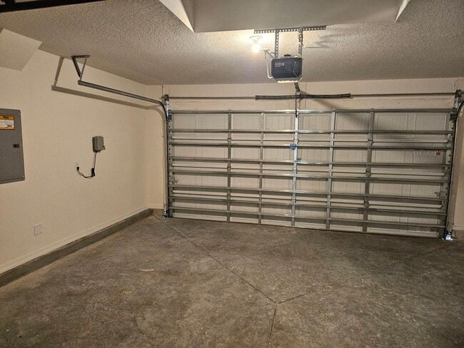 Building Photo - Brand New modern 3 Bed, 2 bath with 2 car garage in Palm Coast minutes from the Beach and shopping