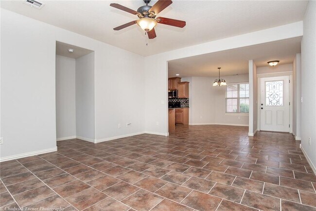 Building Photo - 4241 W Puppy Creek Dr