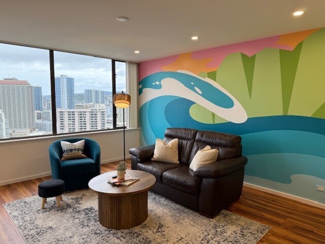 Building Photo - 411 Hobron Ln