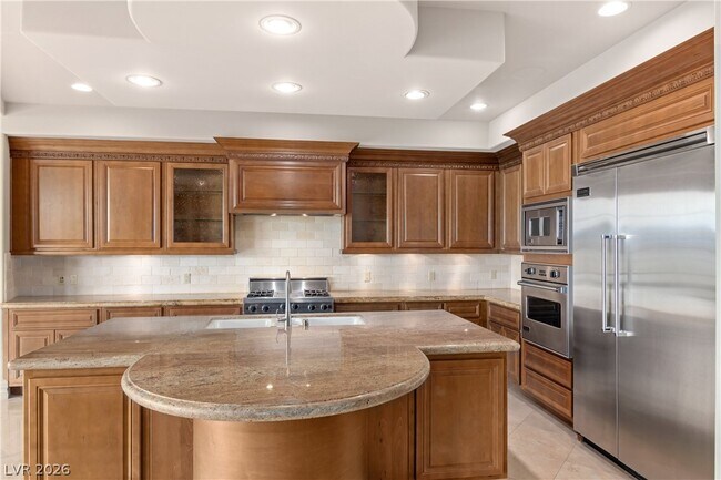 Building Photo - 9101 Alta Dr