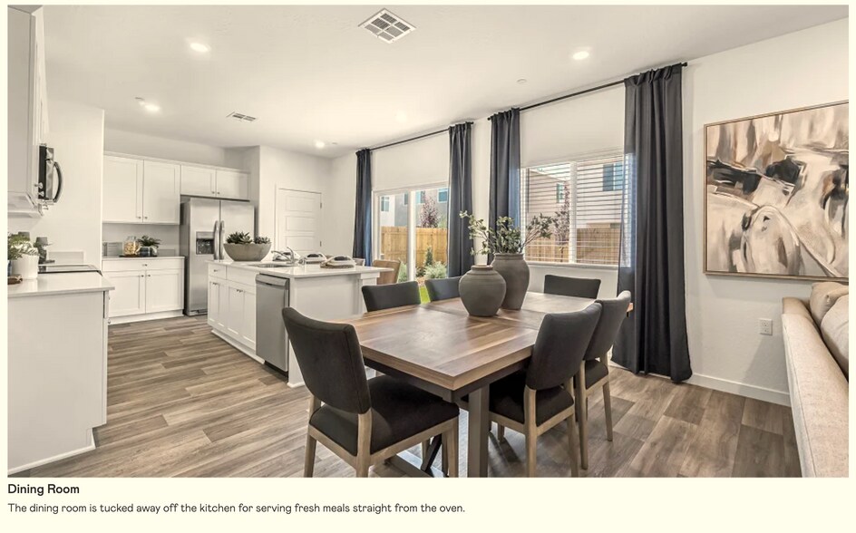 Building Photo - 4446 Buckingham Ave