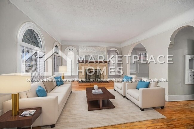 Building Photo - 13605 Griggs St