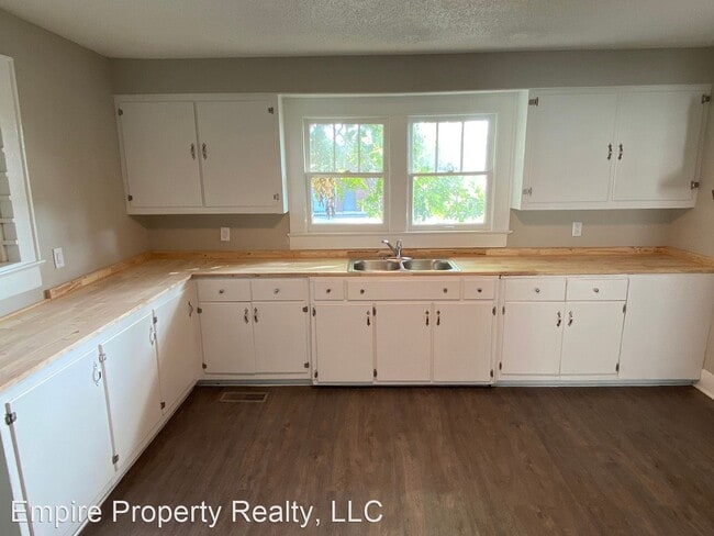 Building Photo - 3 br, 2 bath House - 1509 Mack Smith Road