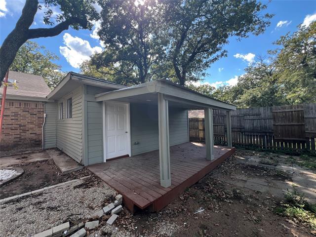 Building Photo - 201 Shelmar Dr