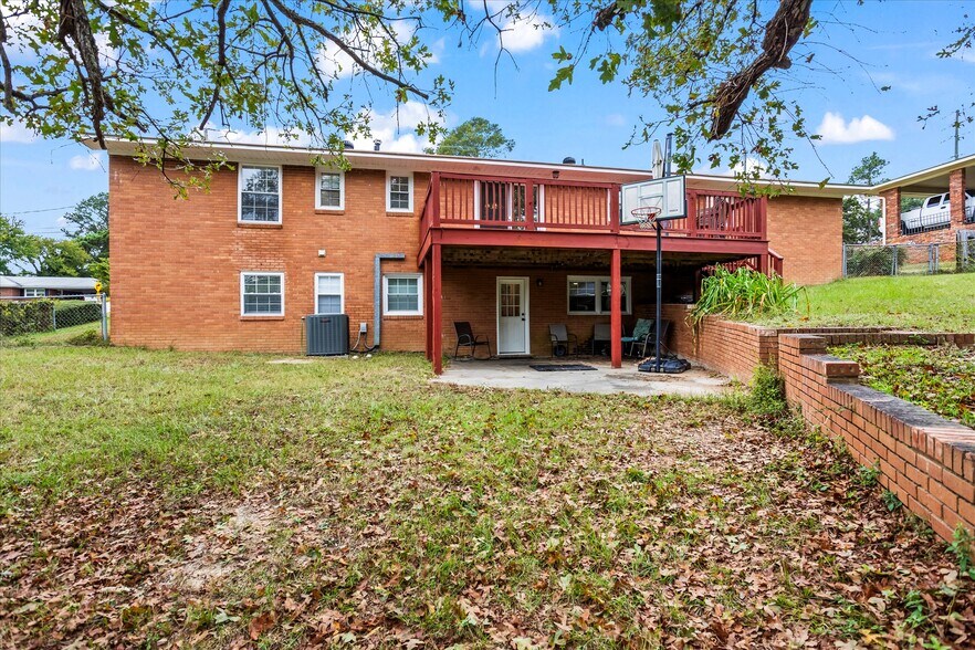 Building Photo - 1845 Pisgah Rd