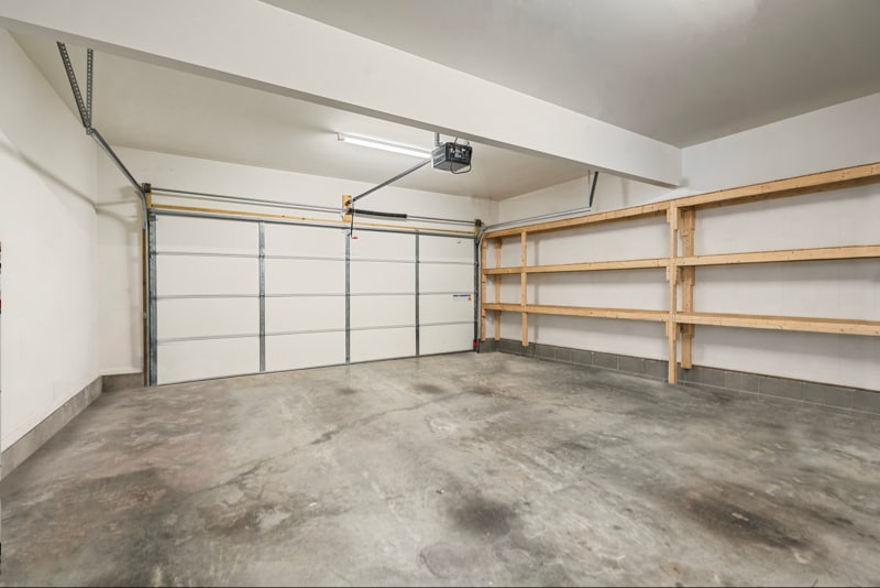 Building Photo - 705 Ellie Dr