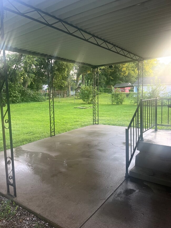 Building Photo - 207 Desoto Dr