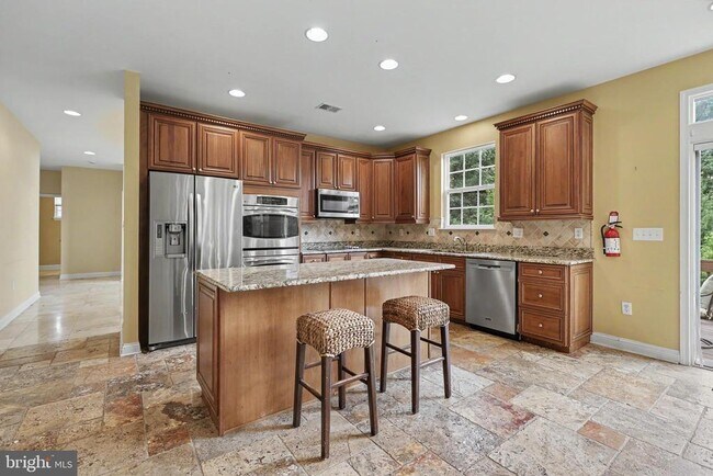 Building Photo - 228 Leffler Cir