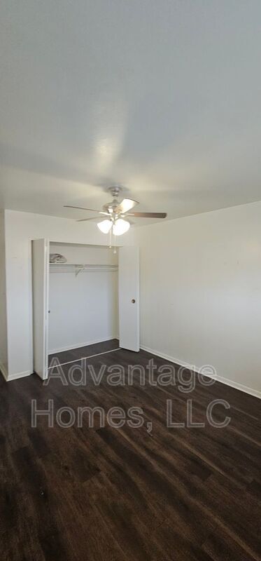 Building Photo - 819 N 70th St