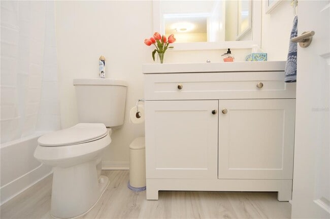 Building Photo - 10263 Gandy Blvd N