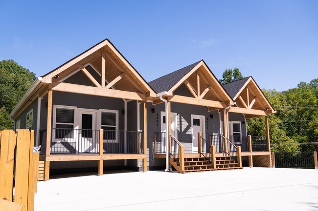 Building Photo - 406 Hideaway Ridge Cir