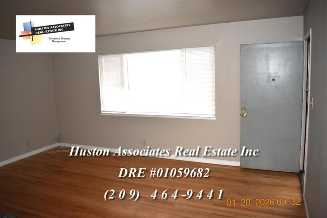 Building Photo - 7120 Inglewood Ave