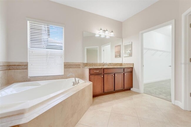 Building Photo - 13272 Penshurst Ln